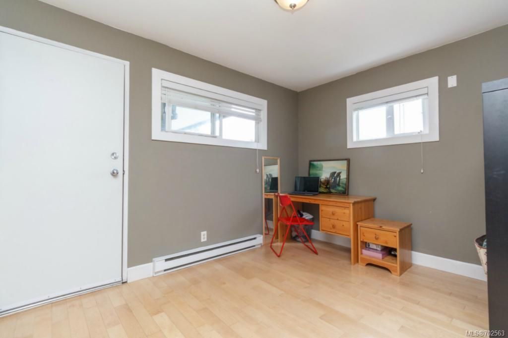 listing image 16049401576821895248