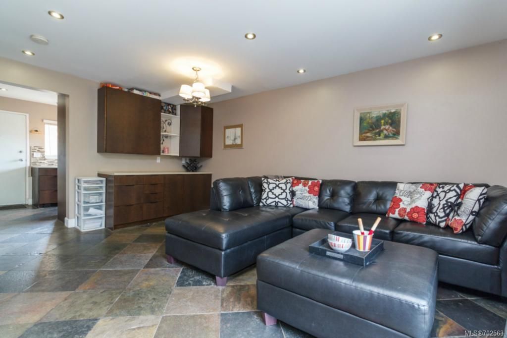 listing image 16041708134551746342