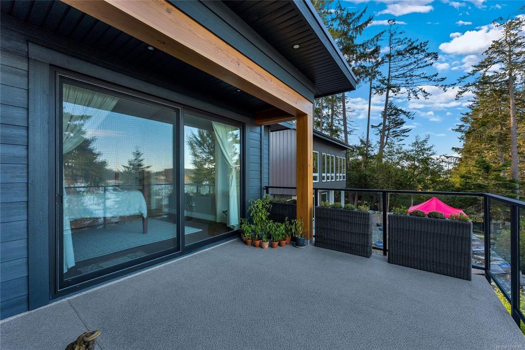 listing image 16049957650113919247