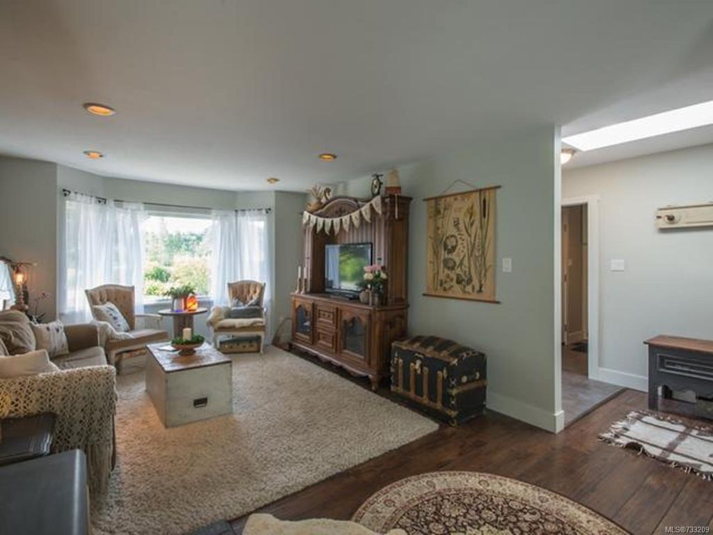 listing image 16045931554557897379