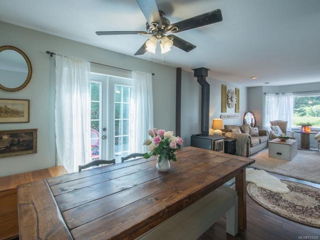 listing image 16041481531249634020