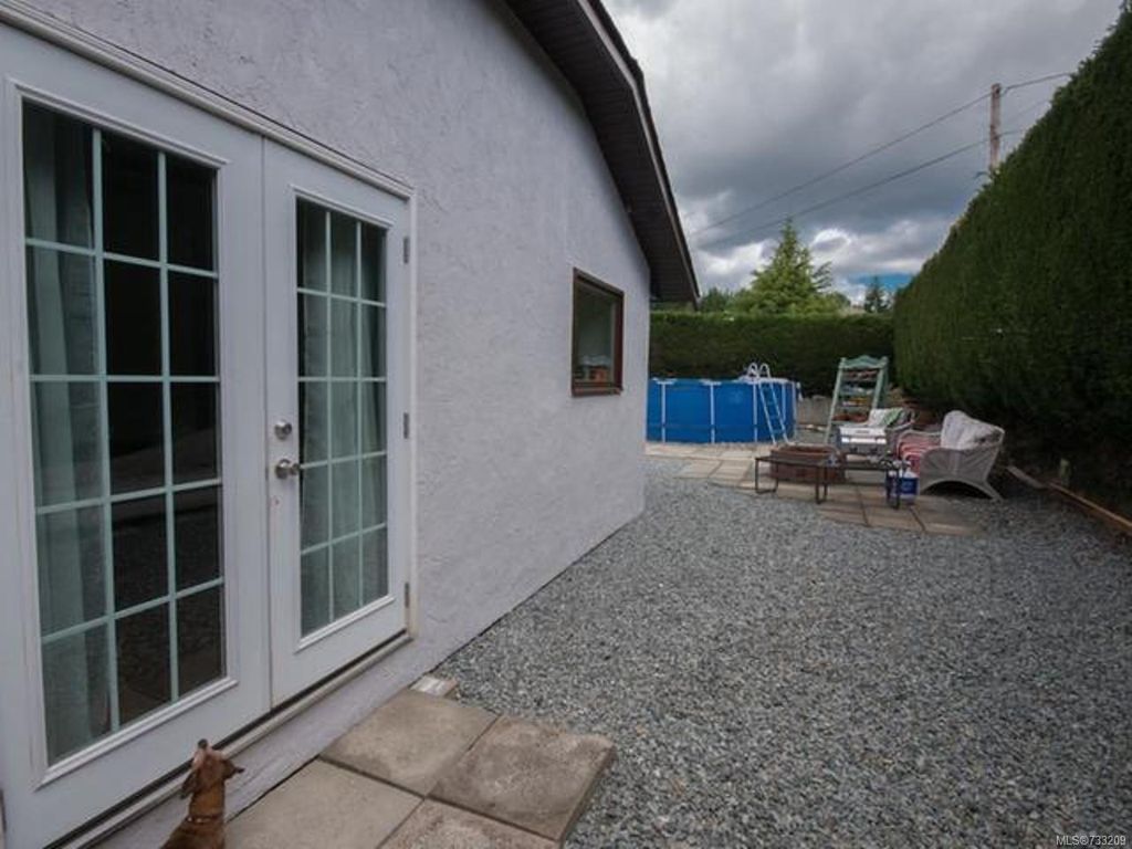 listing image 16040227938036938502