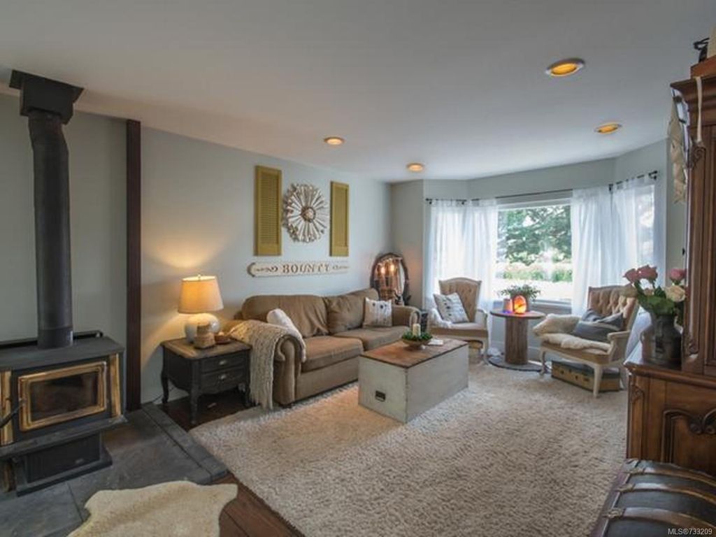 listing image 16044180295764111366