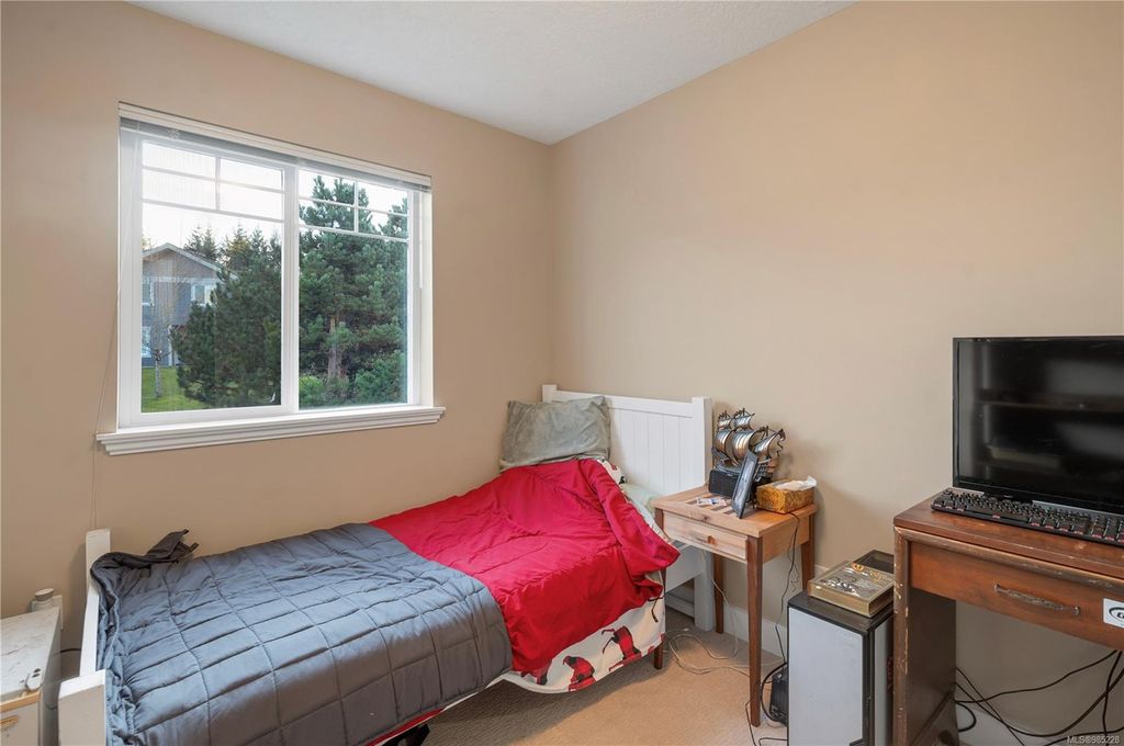 listing image 16045010062060683363