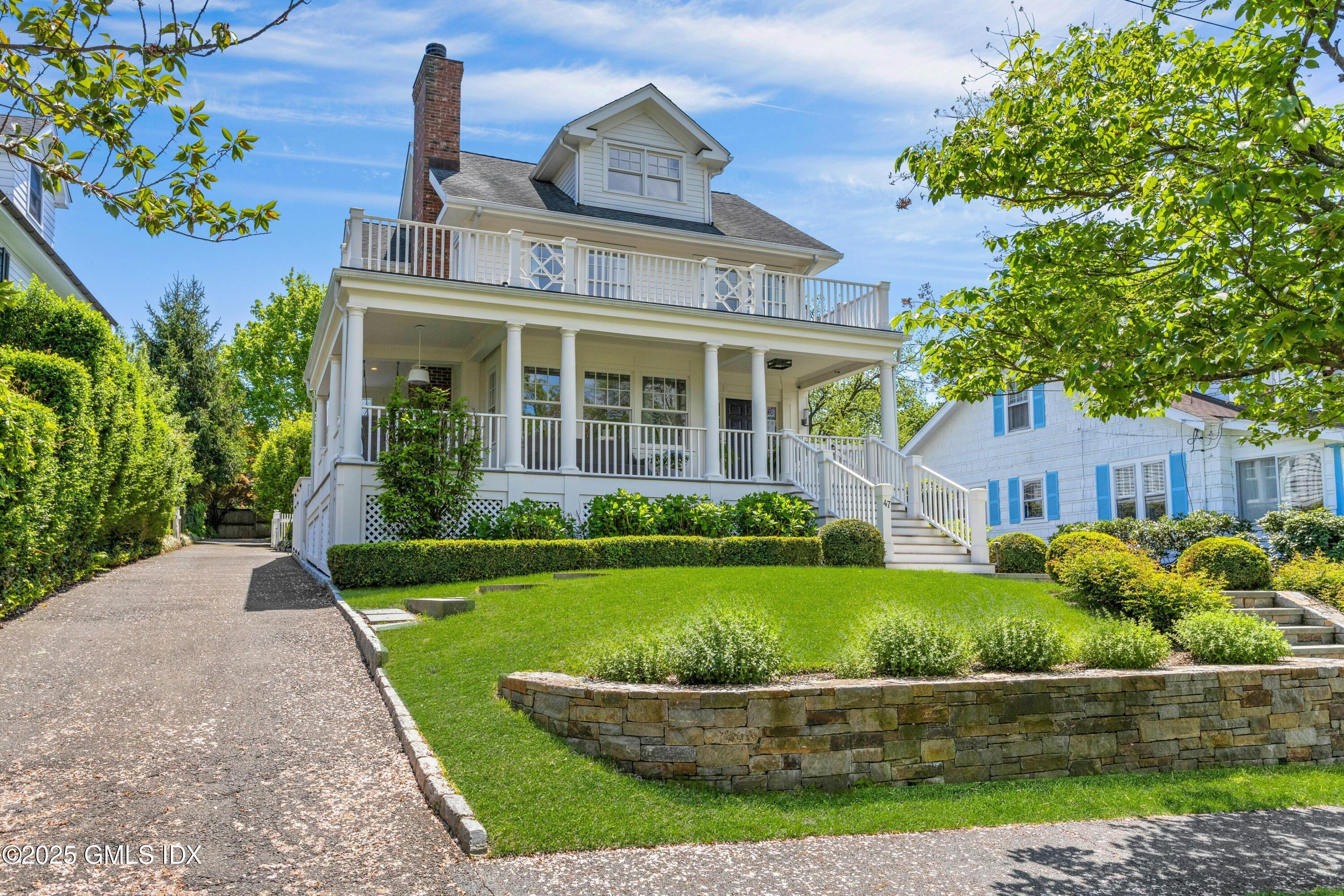 Property for Sale at 47 Arcadia Road, Old Greenwich, Connecticut - Bedrooms: 5 
Bathrooms: 4.5  - $3,850,000