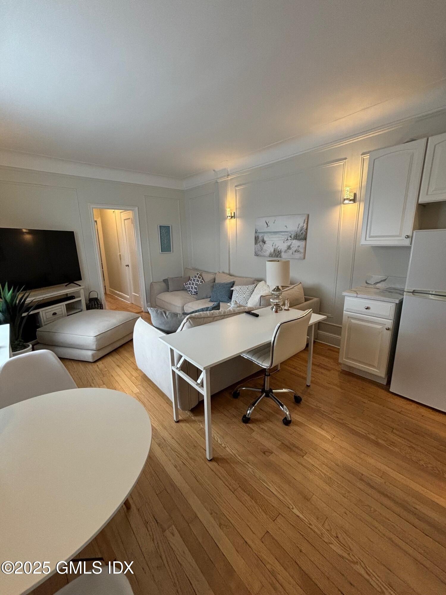 Greenwich, Connecticut 06830, United States, 1 Bedroom Bedrooms, ,1 BathroomBathrooms,Residential,Active,90902