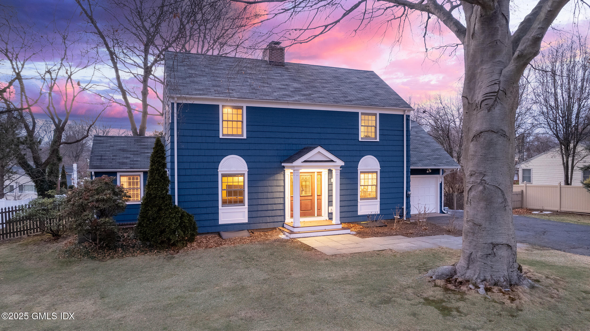 Photo 1 of 121 Strawberry Hill Avenue, Norwalk, Connecticut, $749,000, Web #: 121950