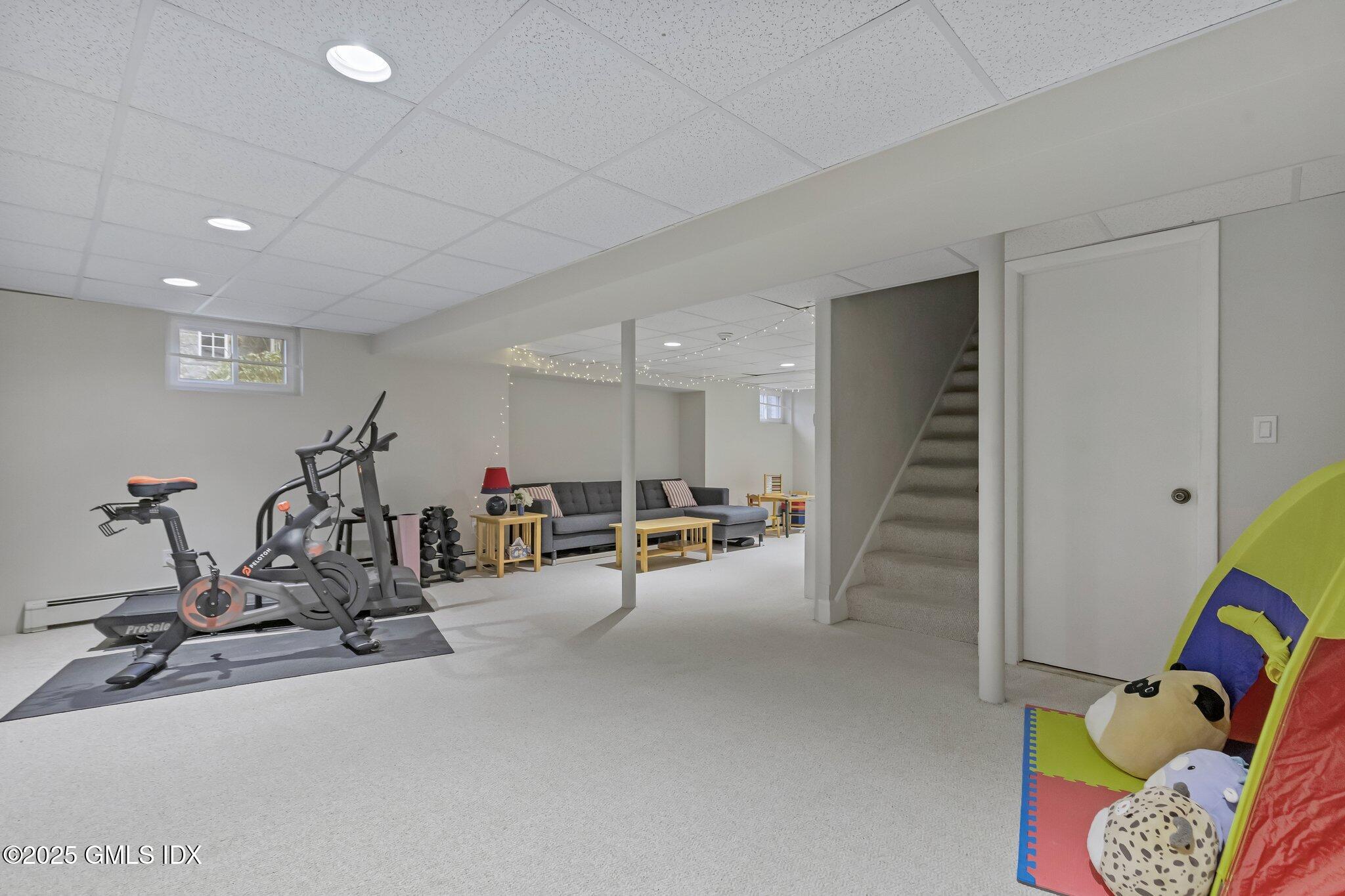 Old Greenwich, Connecticut 06870, United States, 4 Bedrooms Bedrooms, ,5 BathroomsBathrooms,Residential,Active,94831