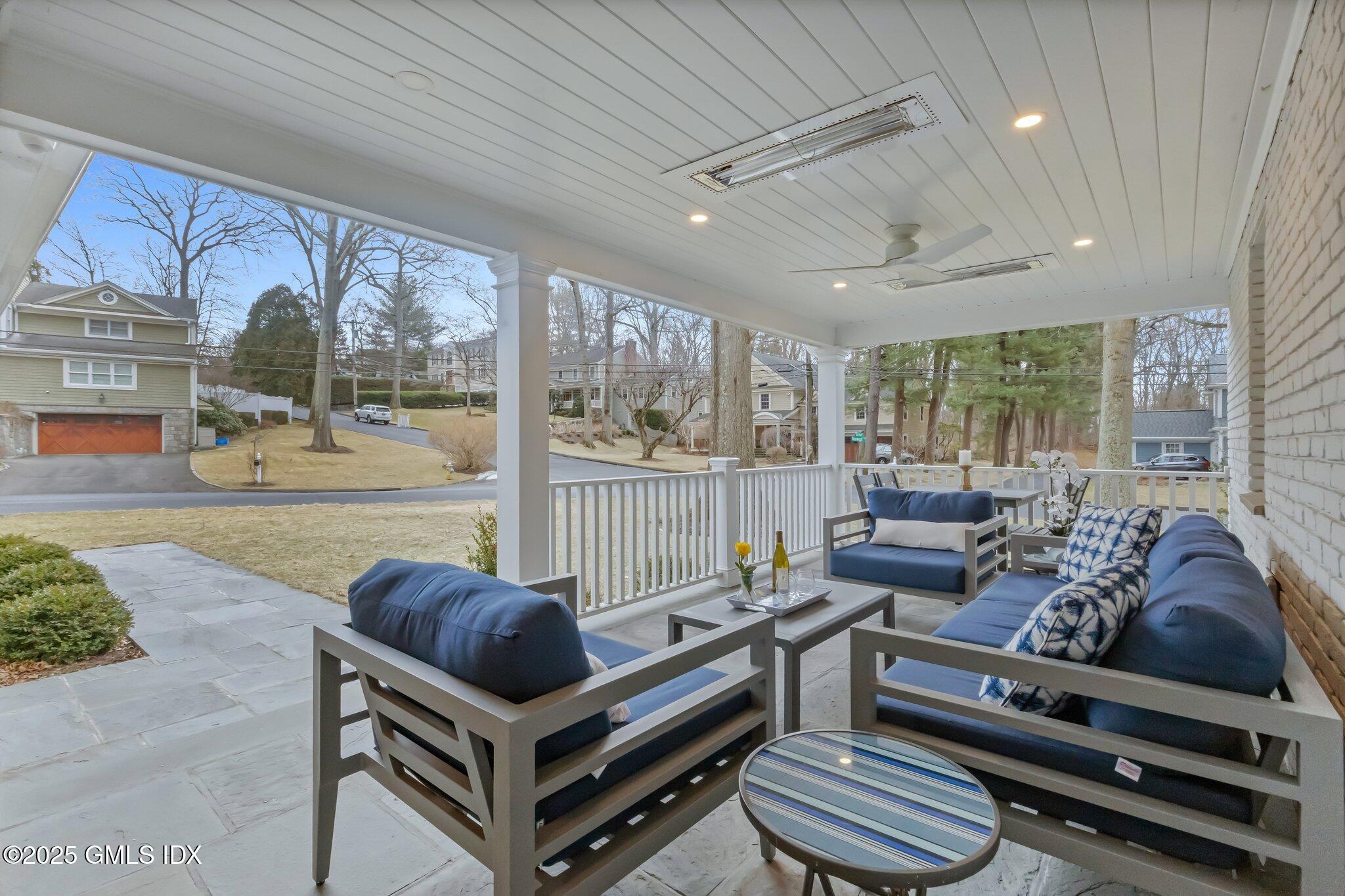 Old Greenwich, Connecticut 06870, United States, 4 Bedrooms Bedrooms, ,5 BathroomsBathrooms,Residential,Active,94831