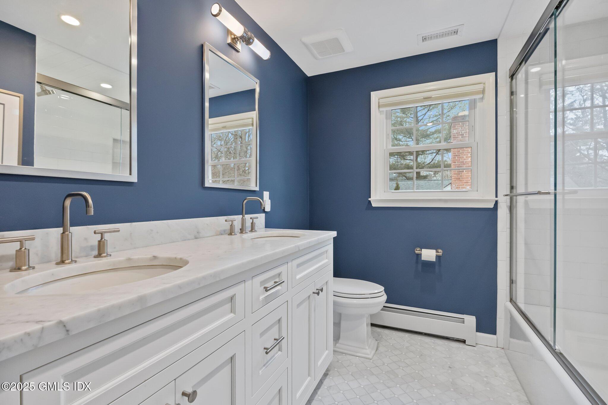 Old Greenwich, Connecticut 06870, United States, 4 Bedrooms Bedrooms, ,5 BathroomsBathrooms,Residential,Active,94831