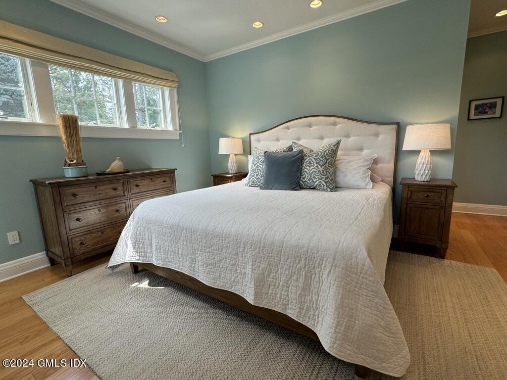 Old Greenwich, Connecticut 06870, United States, 3 Bedrooms Bedrooms, ,4 BathroomsBathrooms,Residential,Pending,51274