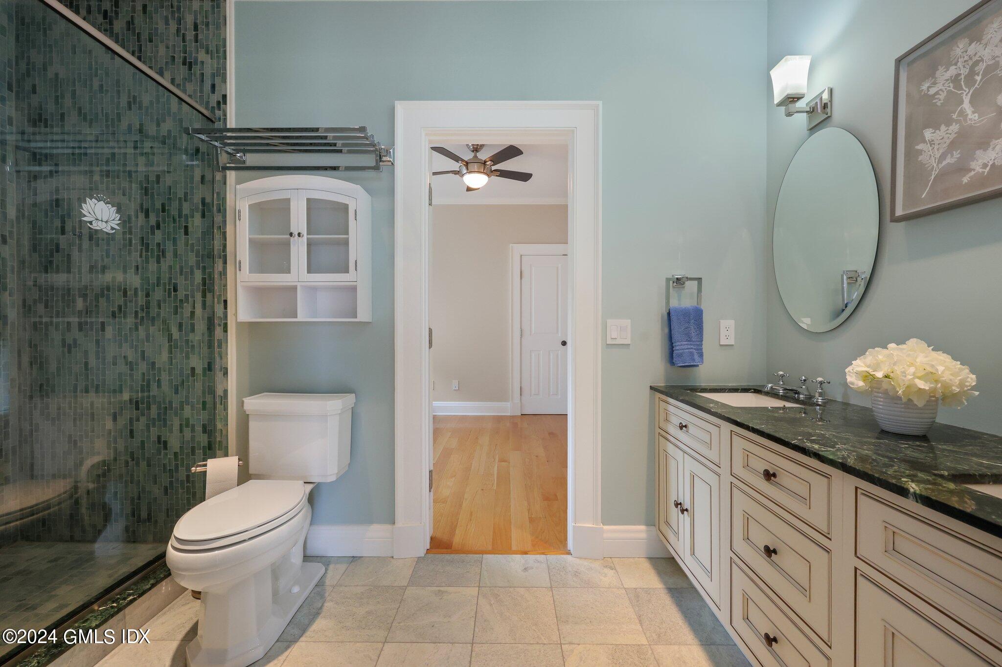 Old Greenwich, Connecticut 06870, United States, 3 Bedrooms Bedrooms, ,4 BathroomsBathrooms,Residential,Pending,51274