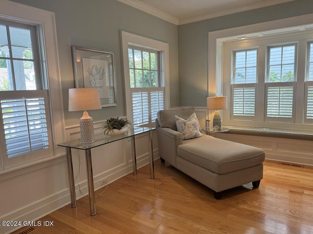 Old Greenwich, Connecticut 06870, United States, 3 Bedrooms Bedrooms, ,4 BathroomsBathrooms,Residential,Pending,51274