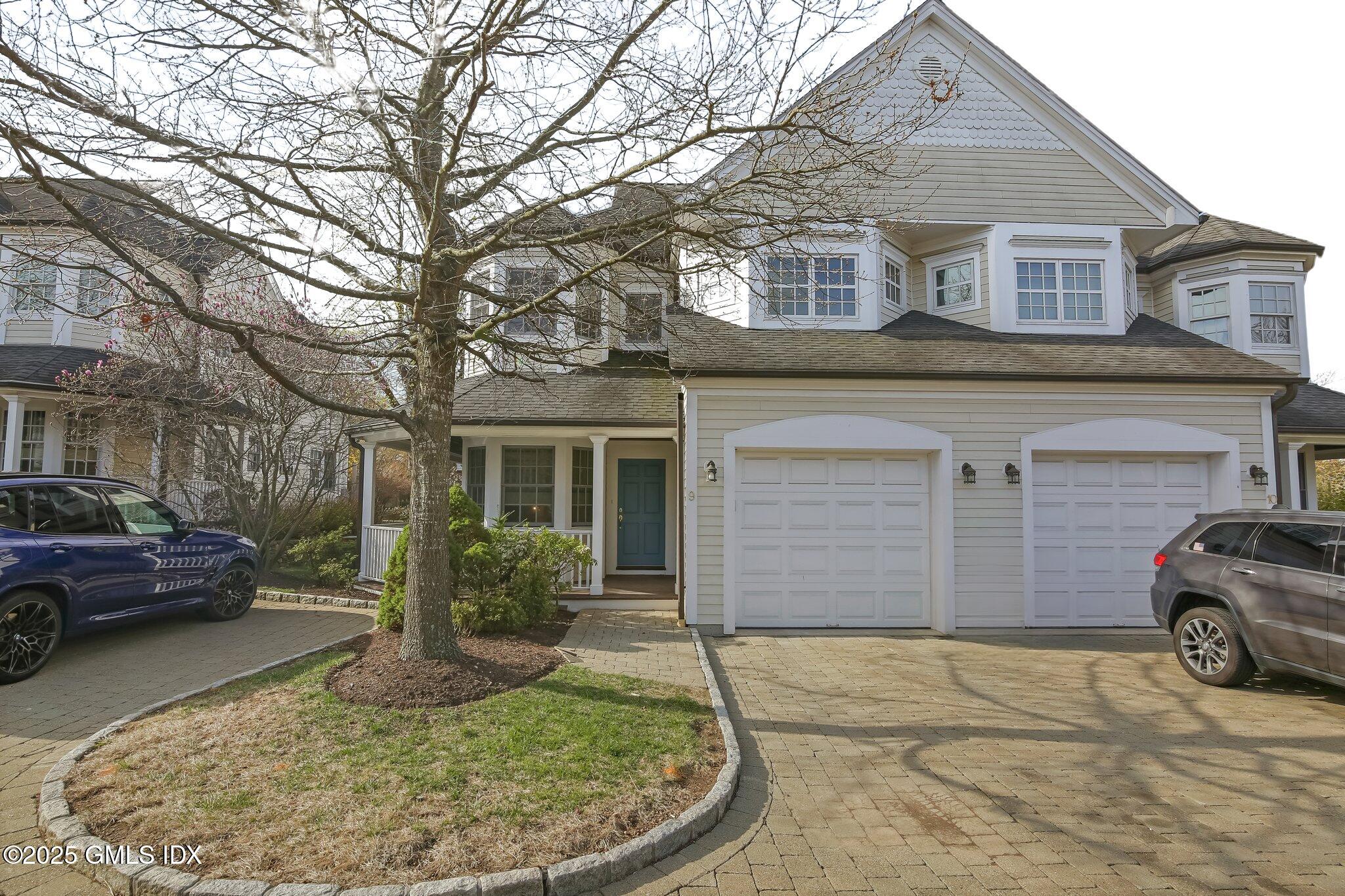 Rental Property at 147 Holly Hill Lane, Greenwich, Connecticut - Bedrooms: 2 
Bathrooms: 3  - $7,500 MO.