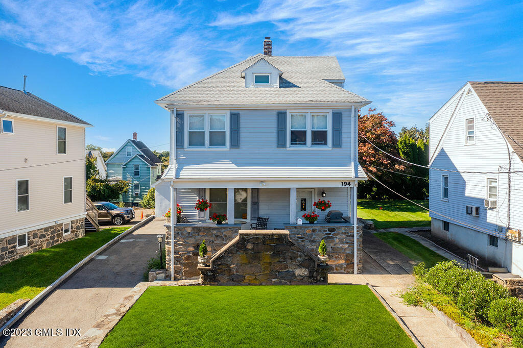 194 Hamilton Avenue, Greenwich, Connecticut - 1 Bedrooms  
1 Bathrooms - 