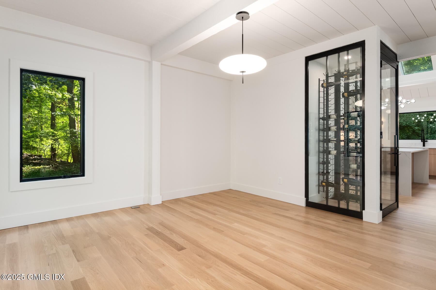 Greenwich, Connecticut 06830, United States, 3 Bedrooms Bedrooms, ,4 BathroomsBathrooms,Residential,Active,203865