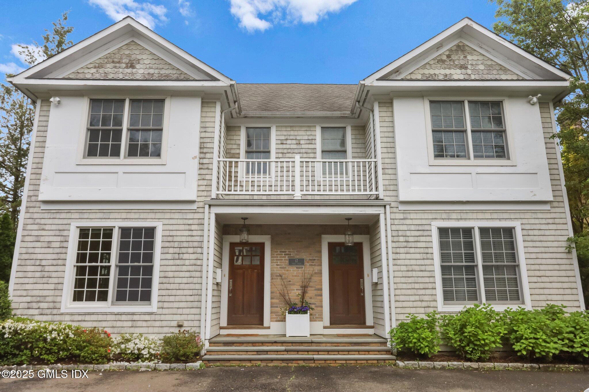 17 Ridge Street, Greenwich, Connecticut - 2 Bedrooms  
3 Bathrooms - 