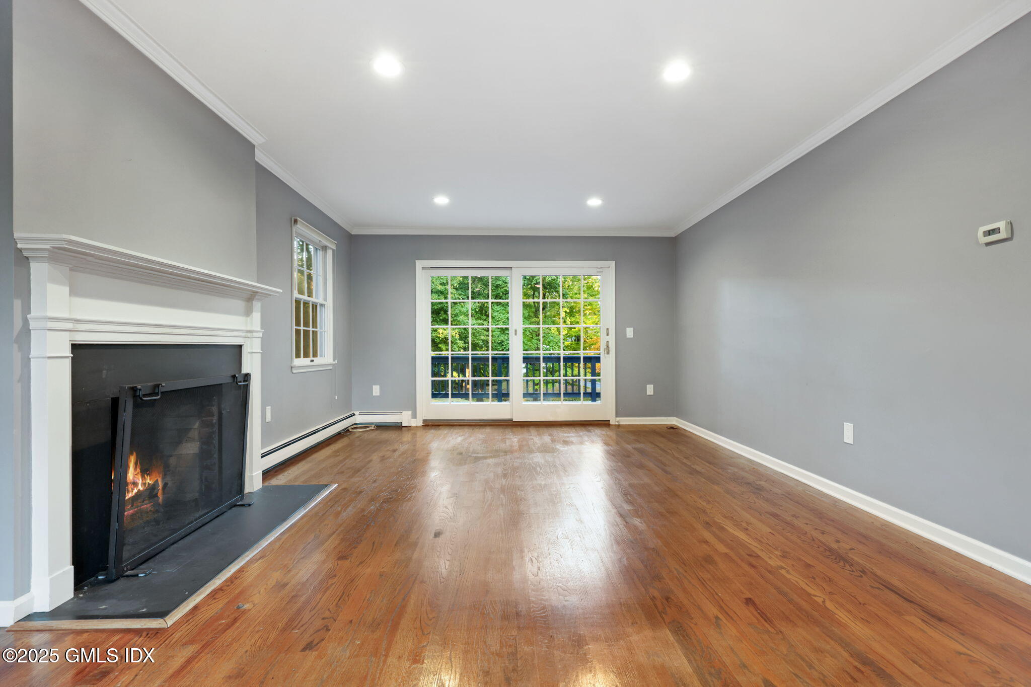 Greenwich, Connecticut 06831, United States, 4 Bedrooms Bedrooms, ,3 BathroomsBathrooms,Residential,Active,229374