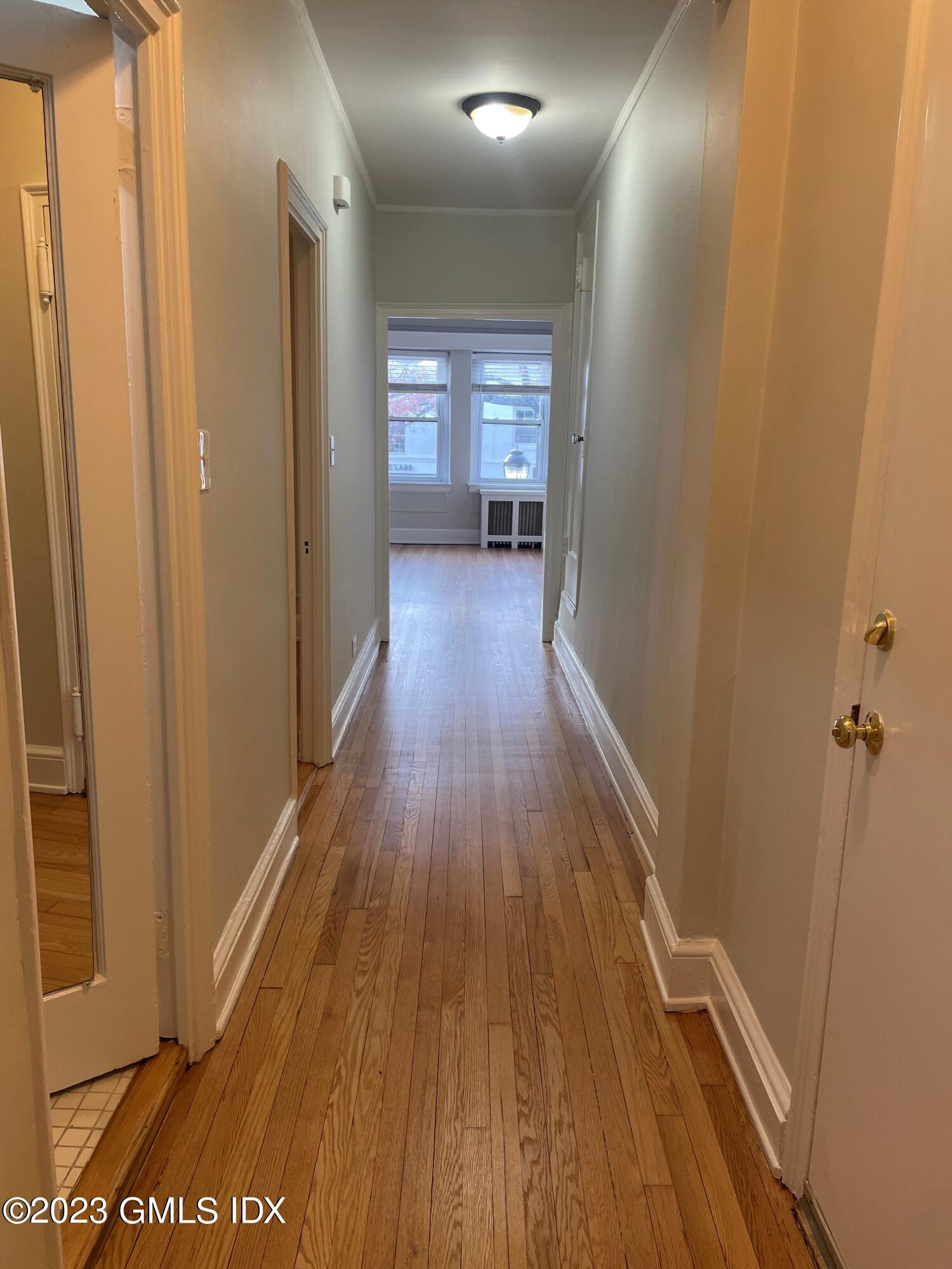 Greenwich, Connecticut 06830, United States, 2 Bedrooms Bedrooms, ,1 BathroomBathrooms,Residential,Active,121718