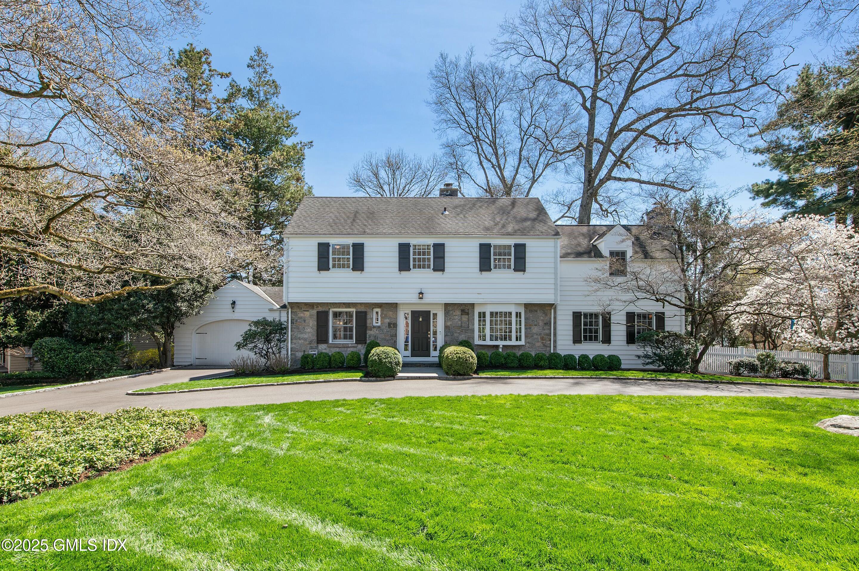 Property for Sale at 19 Crescent Road, Riverside, Connecticut - Bedrooms: 4 
Bathrooms: 4  - $3,750,000