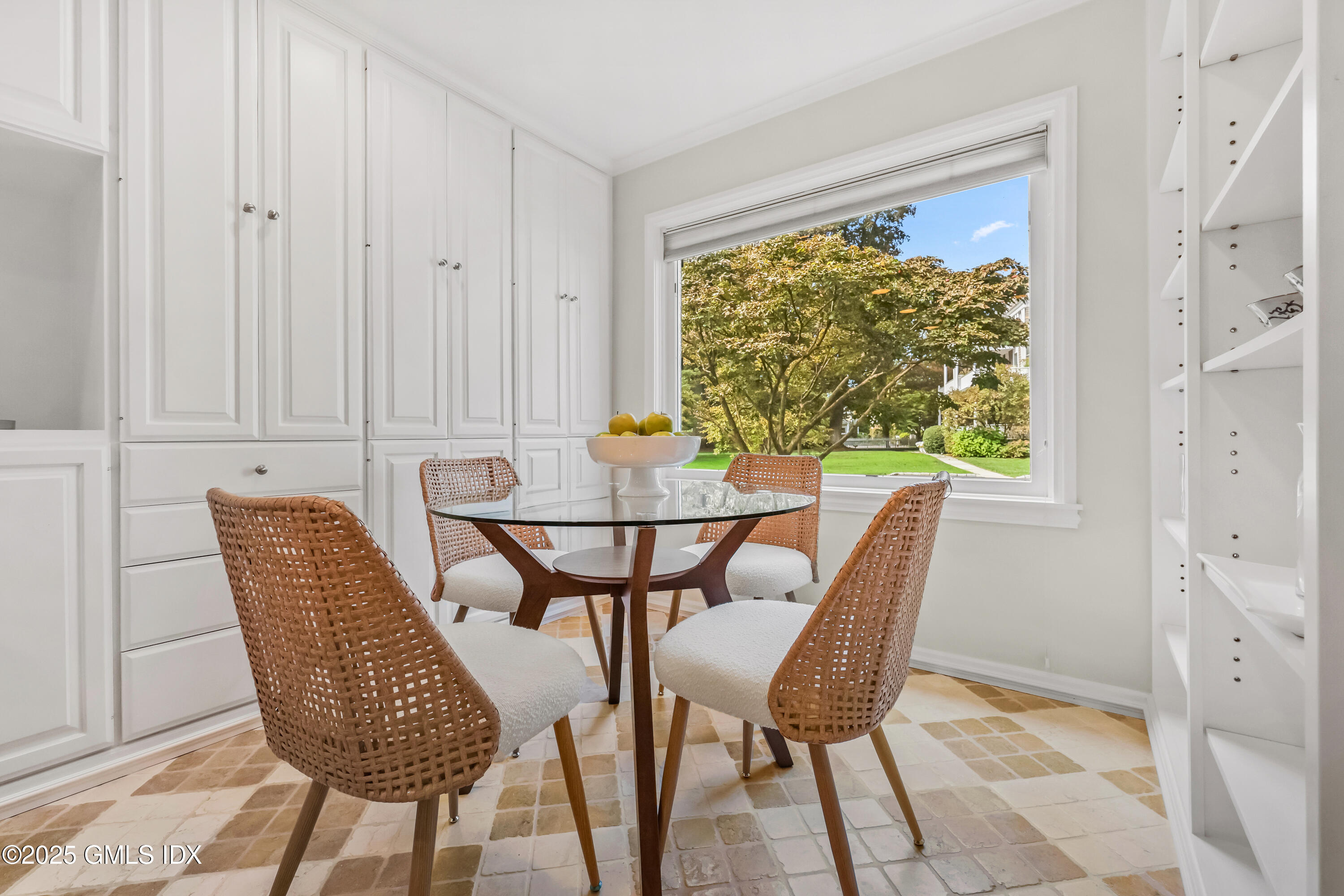 Greenwich, Connecticut 06830, United States, 3 Bedrooms Bedrooms, ,4 BathroomsBathrooms,Residential,Coming Soon,219378