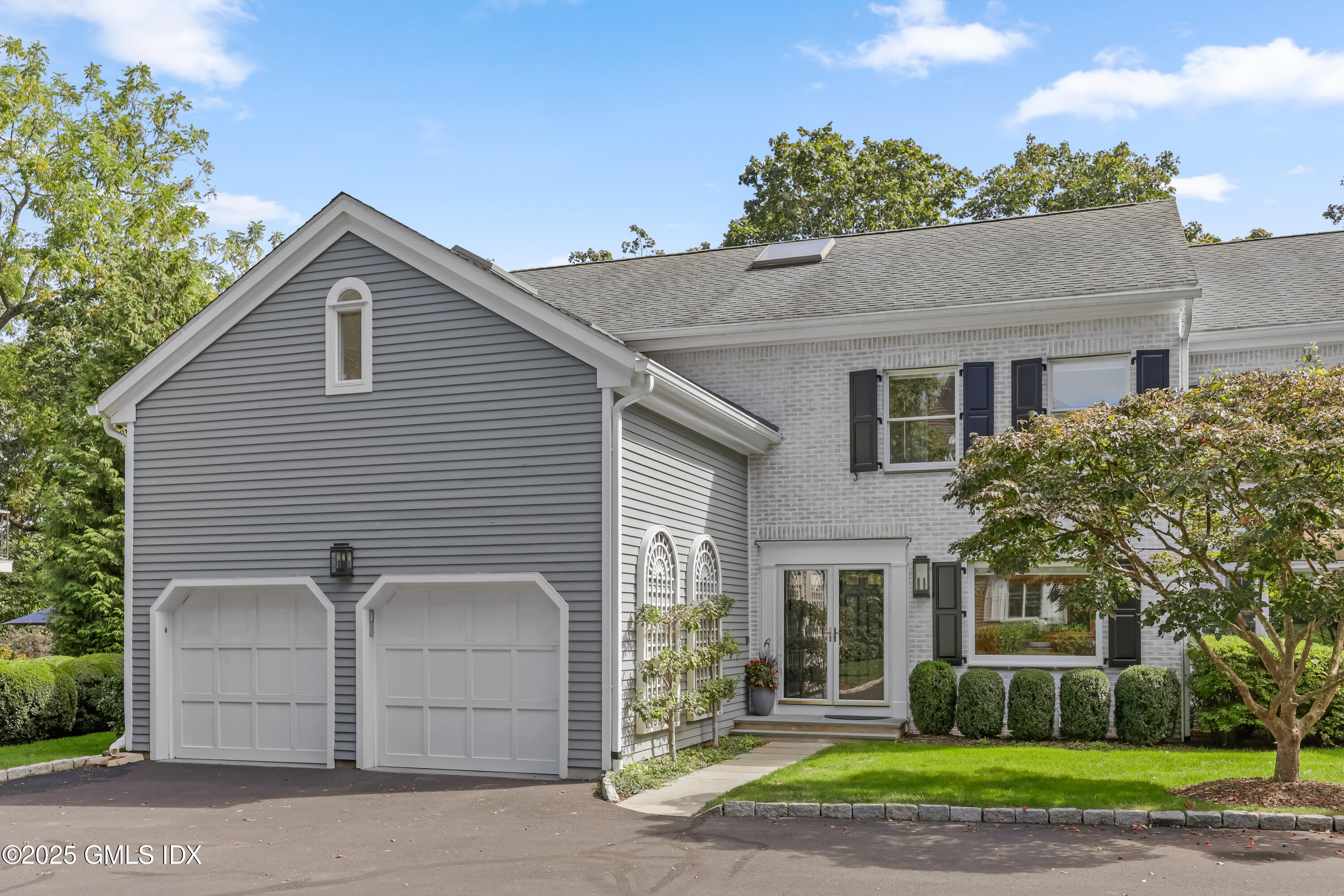 Greenwich, Connecticut 06830, United States, 3 Bedrooms Bedrooms, ,4 BathroomsBathrooms,Residential,Coming Soon,219378