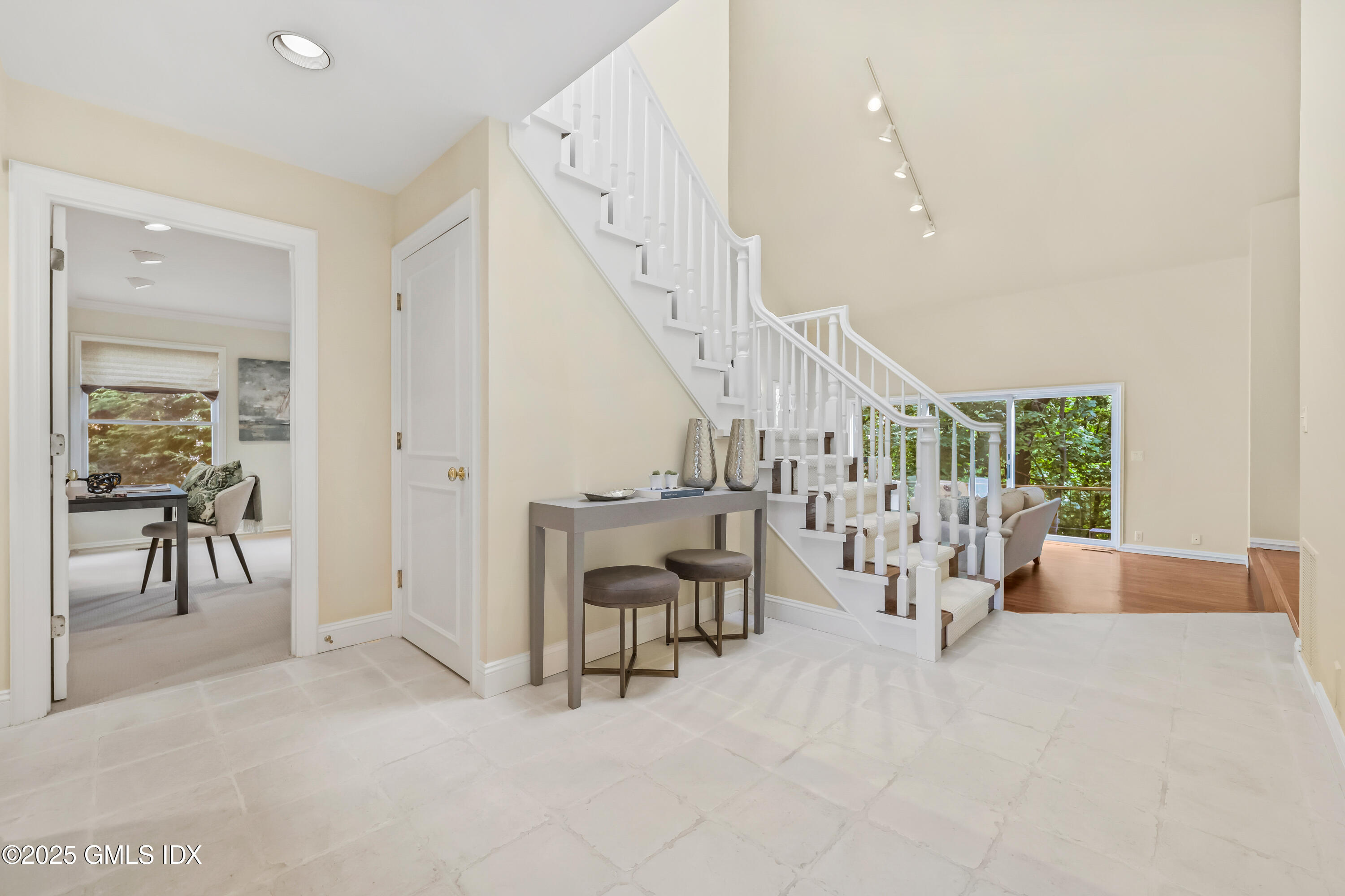 Greenwich, Connecticut 06830, United States, 3 Bedrooms Bedrooms, ,4 BathroomsBathrooms,Residential,Coming Soon,219378