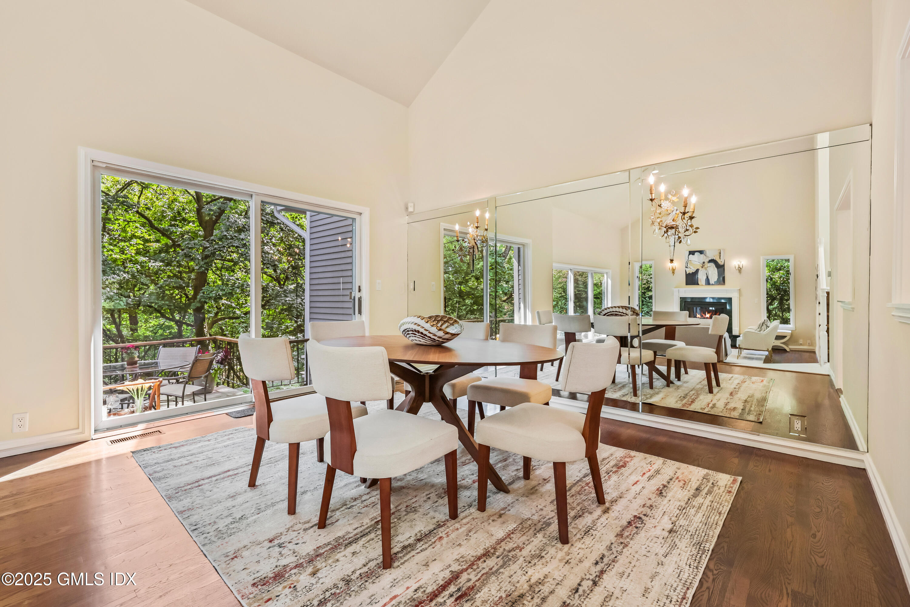 Greenwich, Connecticut 06830, United States, 3 Bedrooms Bedrooms, ,4 BathroomsBathrooms,Residential,Coming Soon,219378