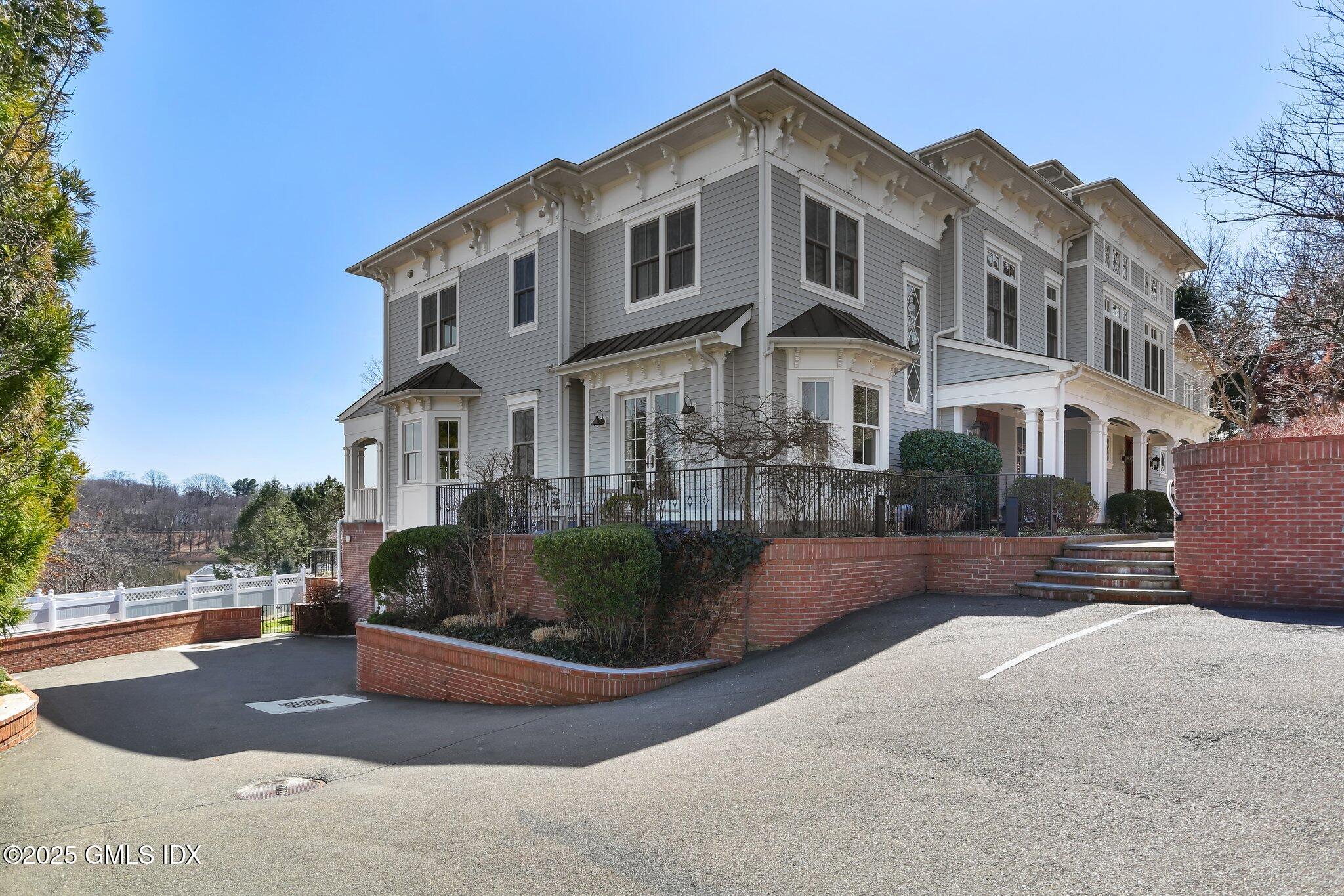 Cos Cob, Connecticut 06807, United States, 3 Bedrooms Bedrooms, ,4 BathroomsBathrooms,Residential,Active,118673