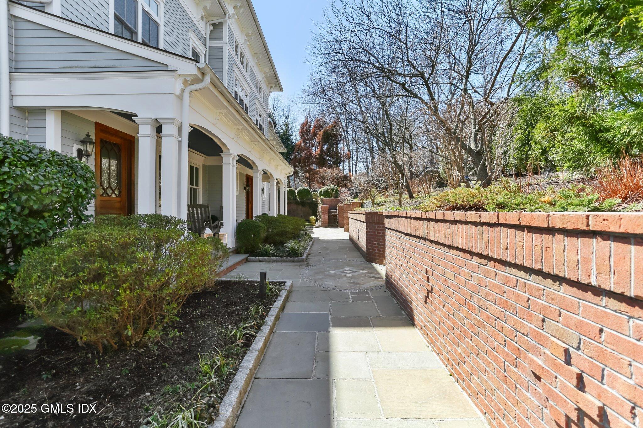 Cos Cob, Connecticut 06807, United States, 3 Bedrooms Bedrooms, ,4 BathroomsBathrooms,Residential,Active,118673