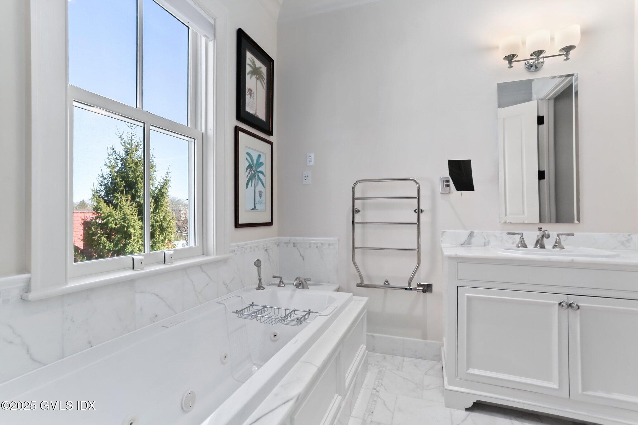 Cos Cob, Connecticut 06807, United States, 3 Bedrooms Bedrooms, ,4 BathroomsBathrooms,Residential,Active,118673