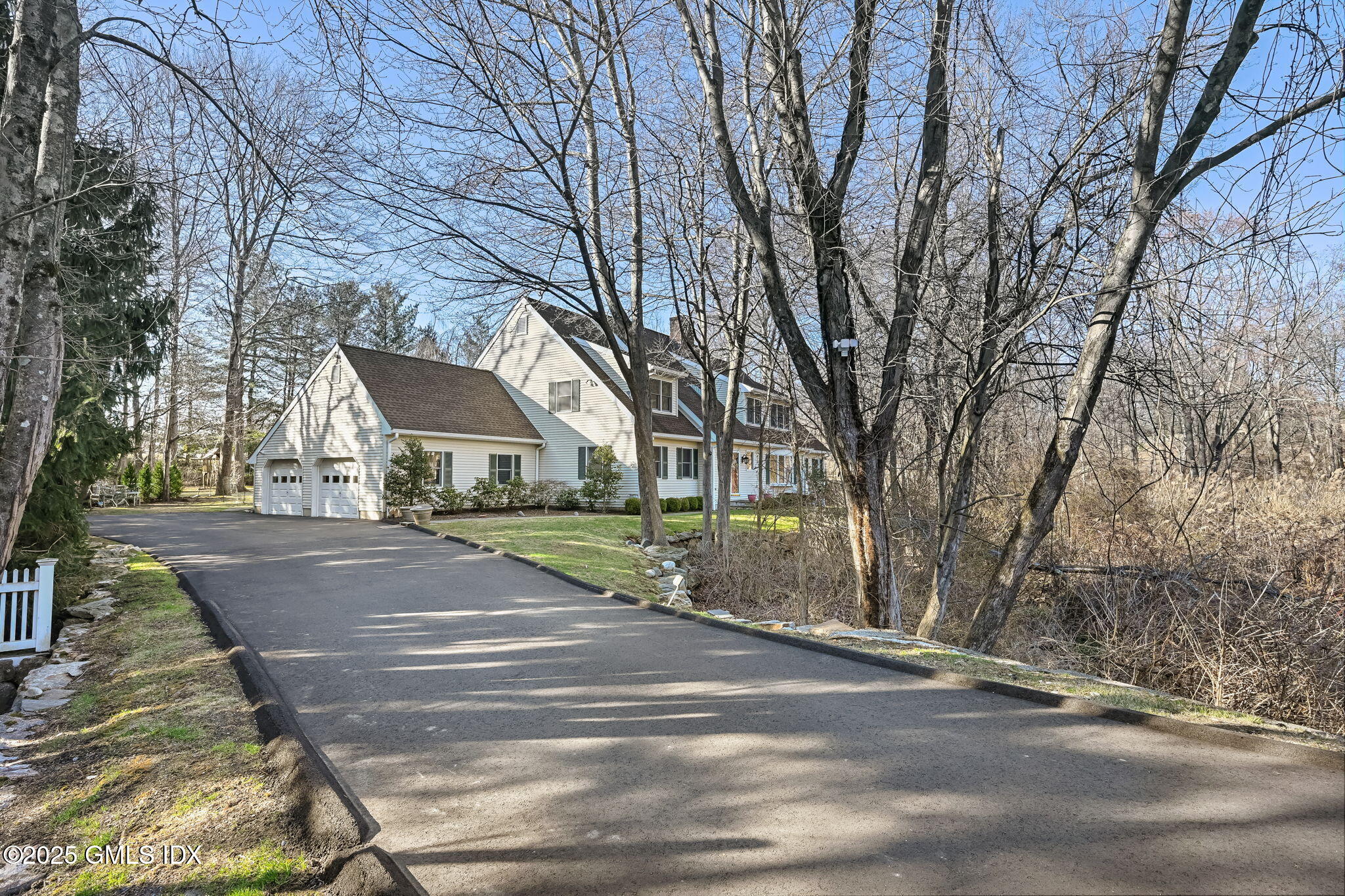 Photo 1 of 7 Roberta Lane, Greenwich, Connecticut, $2,295,000, Web #: 122333