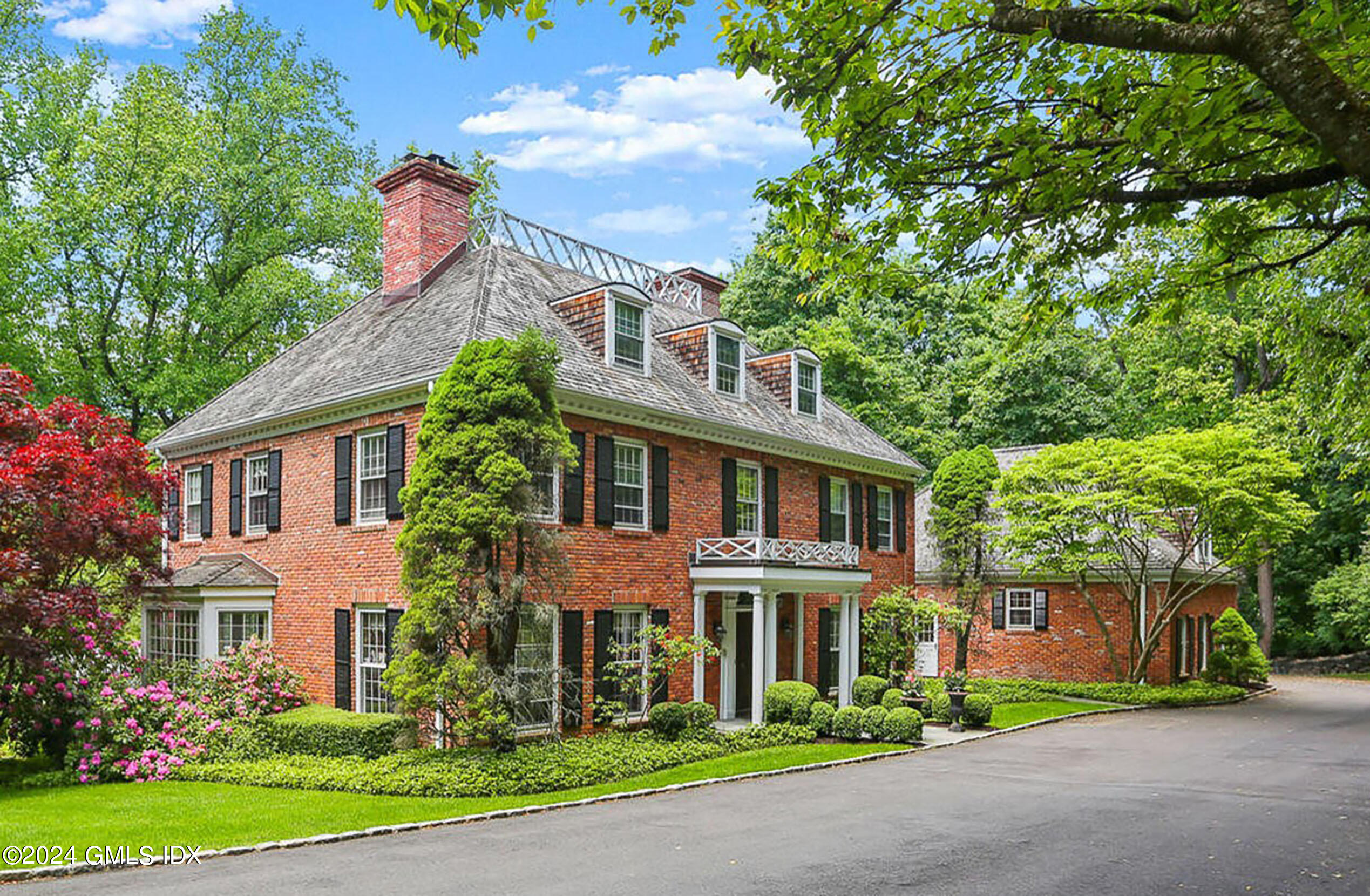 Property for Sale at 530 Lake Avenue, Greenwich, Connecticut - Bedrooms: 5 
Bathrooms: 7  - $5,995,000