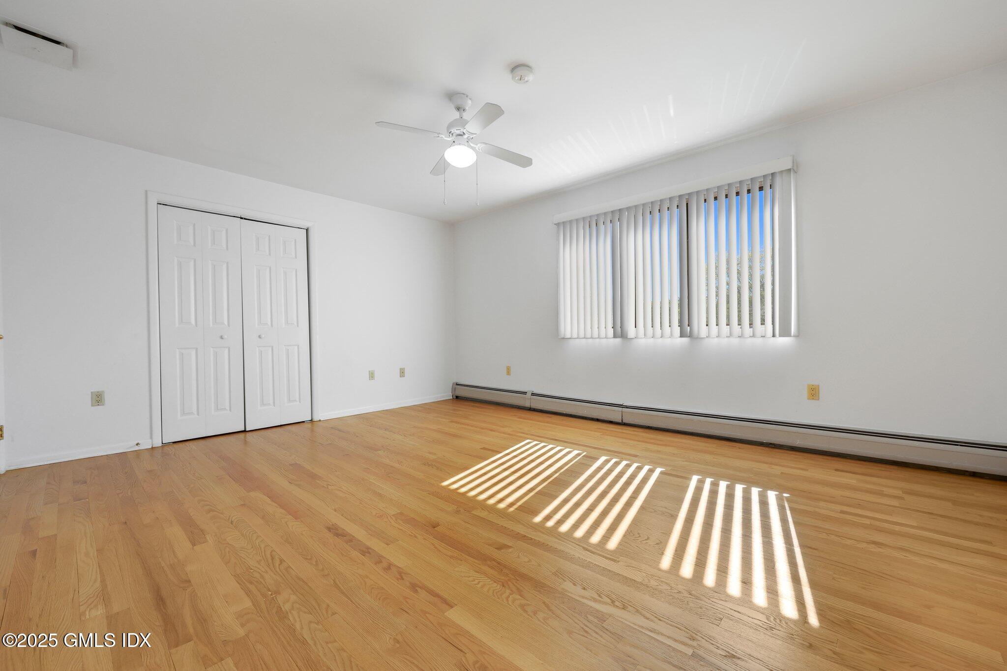 Greenwich, Connecticut 06831, United States, 2 Bedrooms Bedrooms, ,4 BathroomsBathrooms,Residential,Active,120813