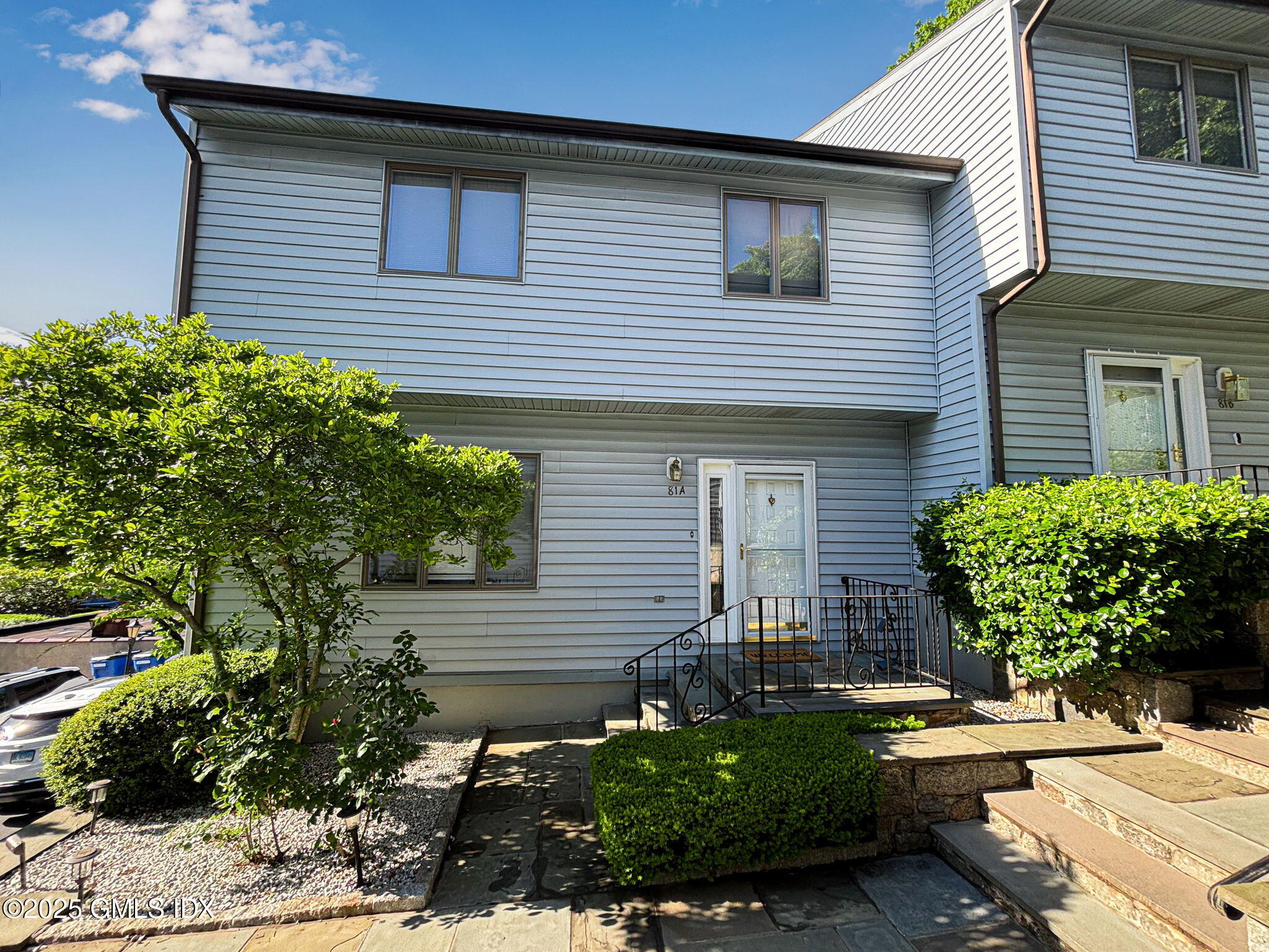 Greenwich, Connecticut 06831, United States, 2 Bedrooms Bedrooms, ,4 BathroomsBathrooms,Residential,Active,120813