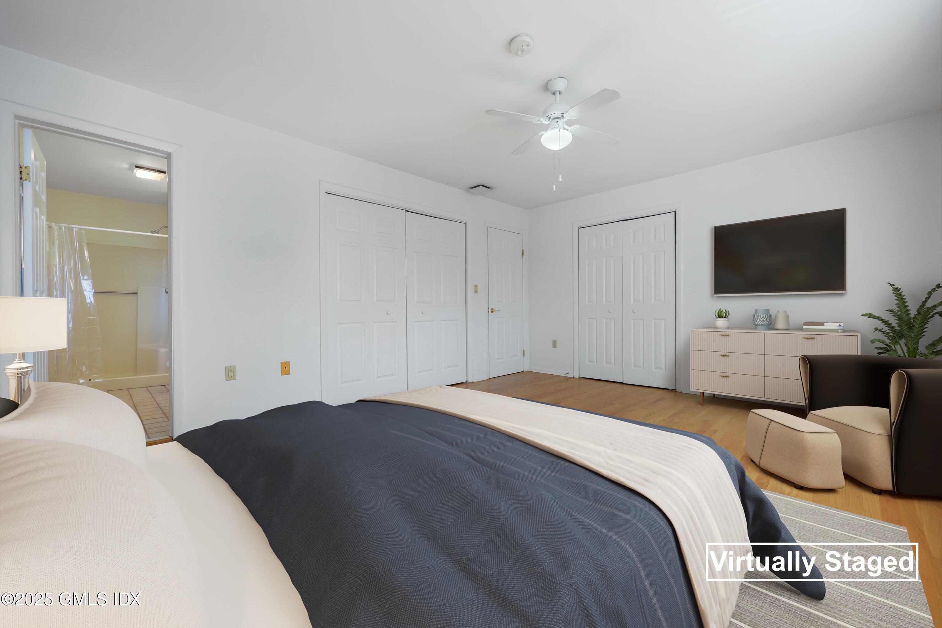 Greenwich, Connecticut 06831, United States, 2 Bedrooms Bedrooms, ,4 BathroomsBathrooms,Residential,Active,120813