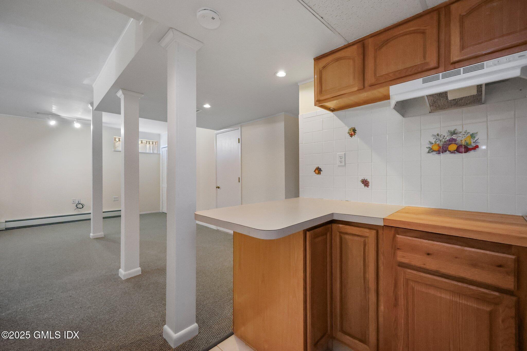 Greenwich, Connecticut 06831, United States, 2 Bedrooms Bedrooms, ,4 BathroomsBathrooms,Residential,Active,120813