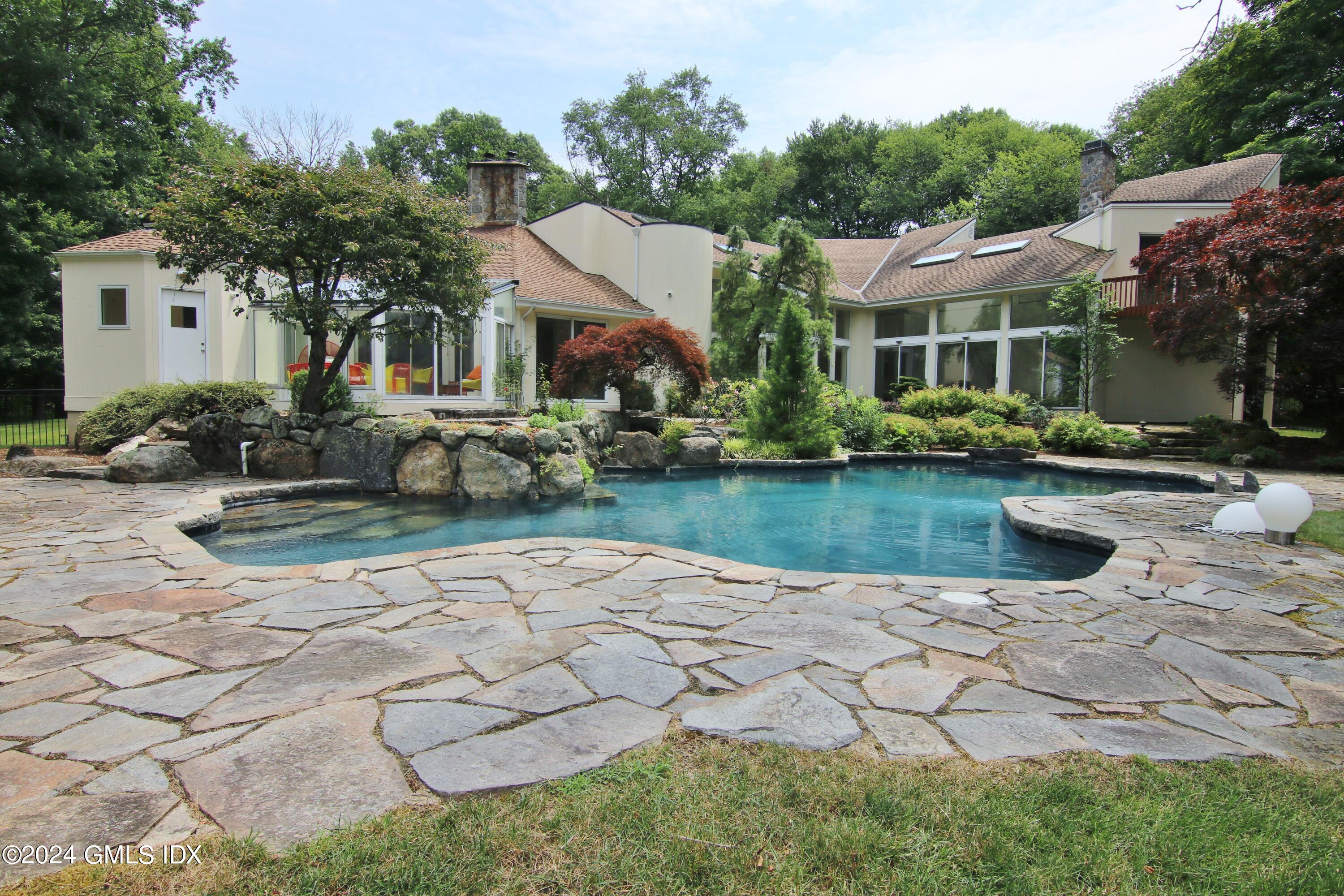 Property for Sale at 897 Lake Avenue, Greenwich, Connecticut - Bedrooms: 6 
Bathrooms: 8.5  - $5,200,000