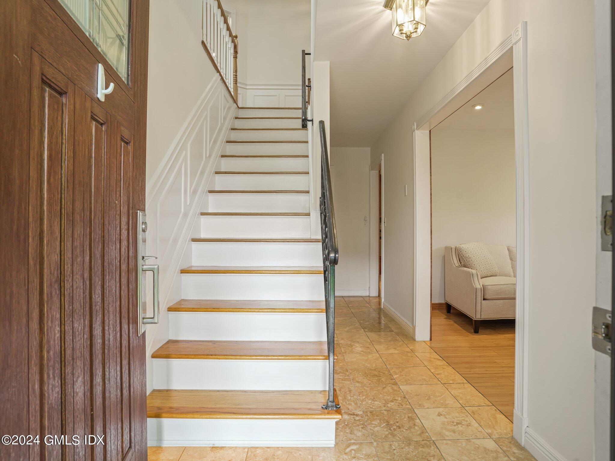 Riverside, Connecticut 06878, United States, 5 Bedrooms Bedrooms, ,3 BathroomsBathrooms,Residential,Active,155244