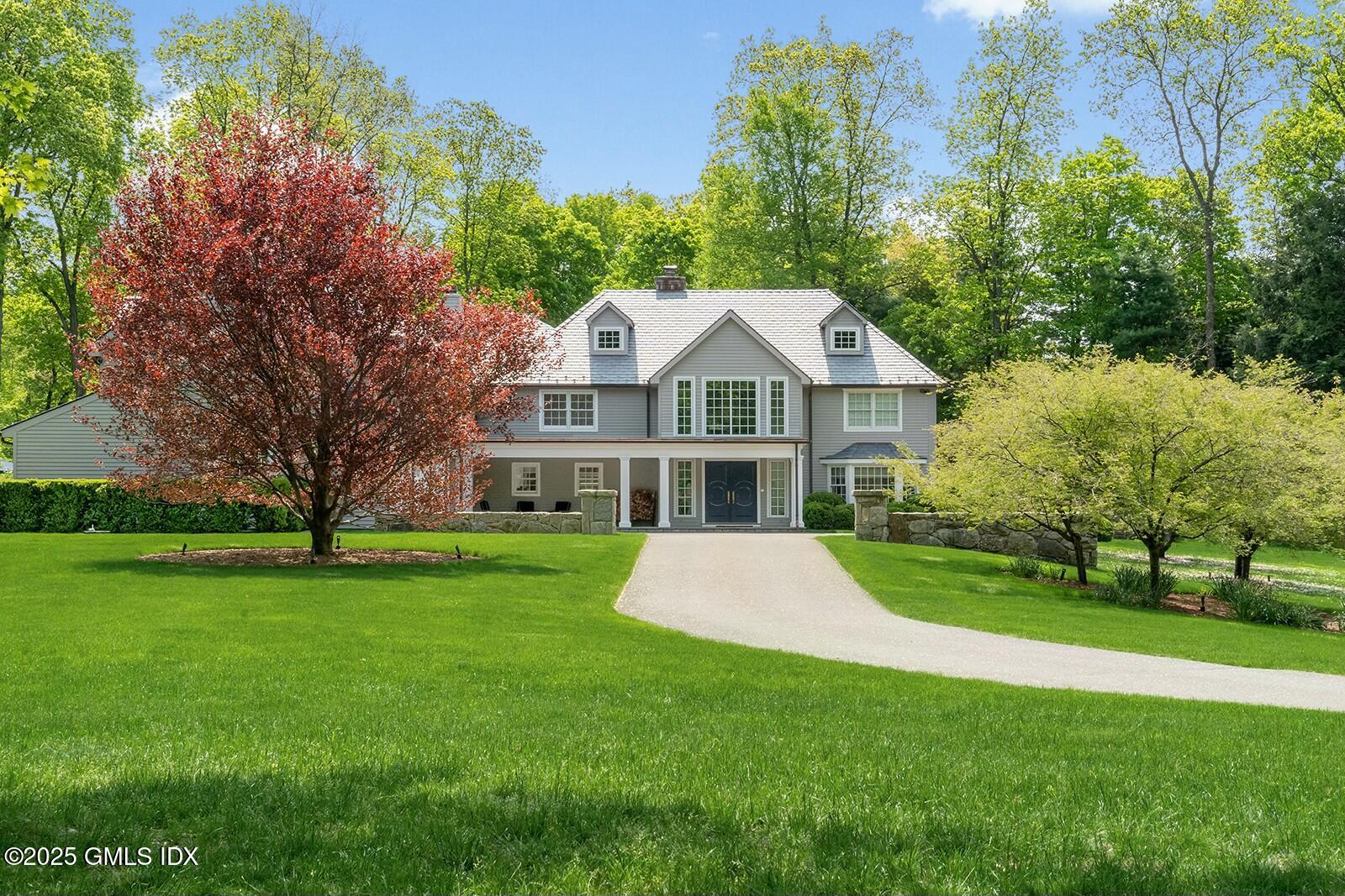 79 Richmond Hill Road, Greenwich, Connecticut - 6 Bedrooms  
7.5 Bathrooms - 