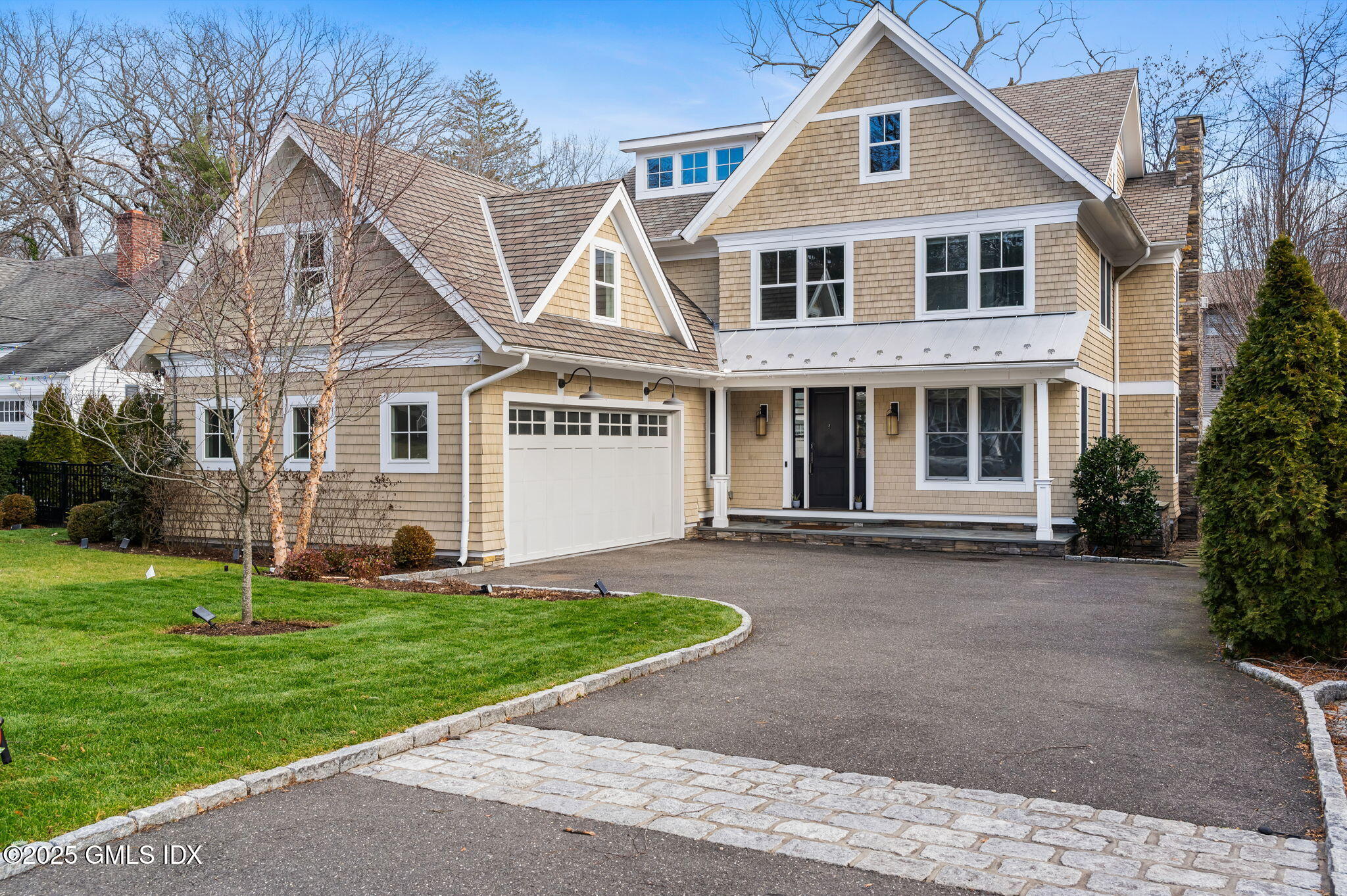 11 Valleywood Road, Cos Cob, Connecticut - 5 Bedrooms  
5 Bathrooms - 