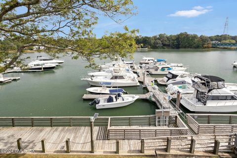 A home in Cos Cob