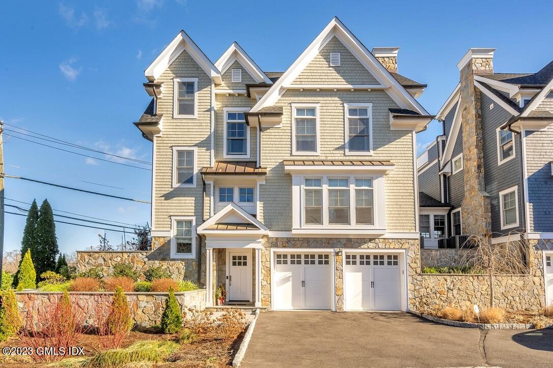 1 Home Place, Greenwich, Connecticut - 4 Bedrooms  
5 Bathrooms - 
