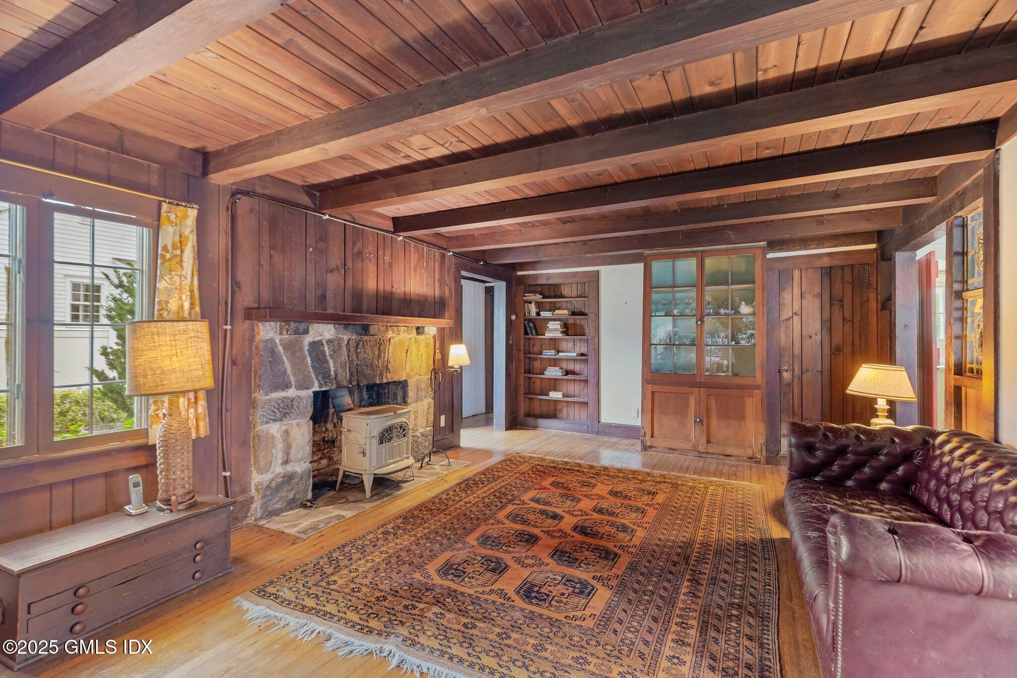 Old Greenwich, Connecticut 06870, United States, 3 Bedrooms Bedrooms, ,2 BathroomsBathrooms,Residential,Active,141472