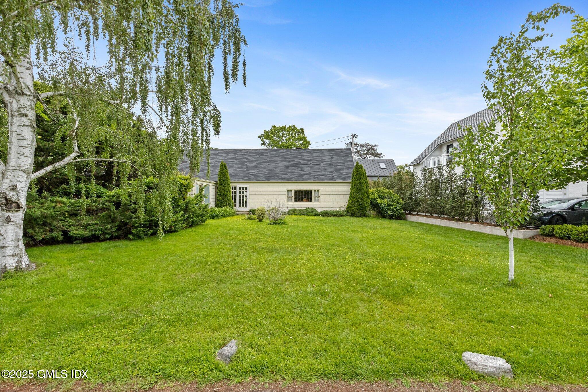 Old Greenwich, Connecticut 06870, United States, 3 Bedrooms Bedrooms, ,2 BathroomsBathrooms,Residential,Active,141472