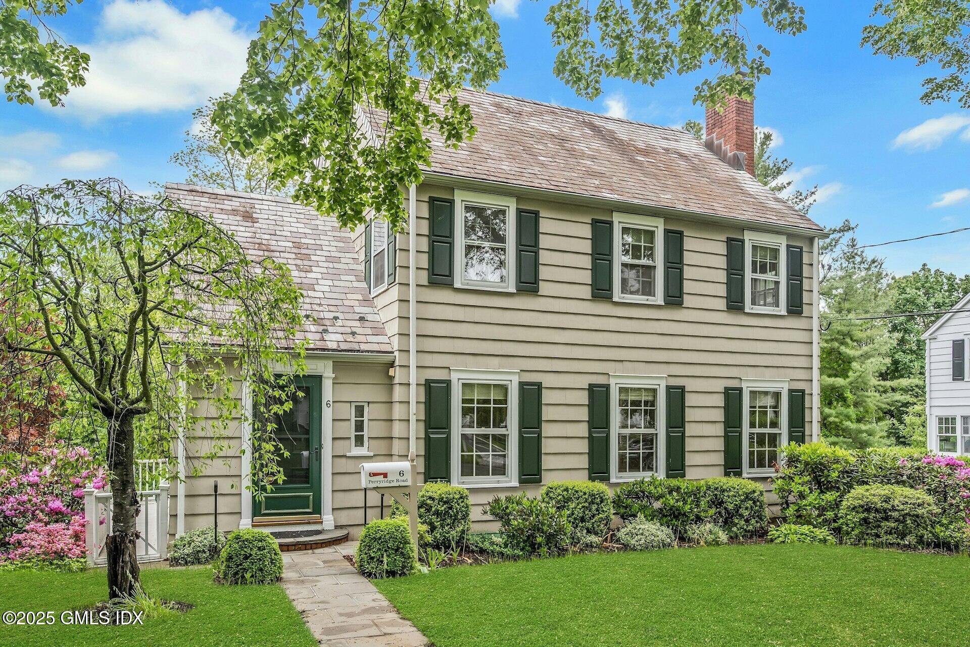 Property for Sale at 6 Perryridge Road, Greenwich, Connecticut - Bedrooms: 3 
Bathrooms: 5  - $2,495,000