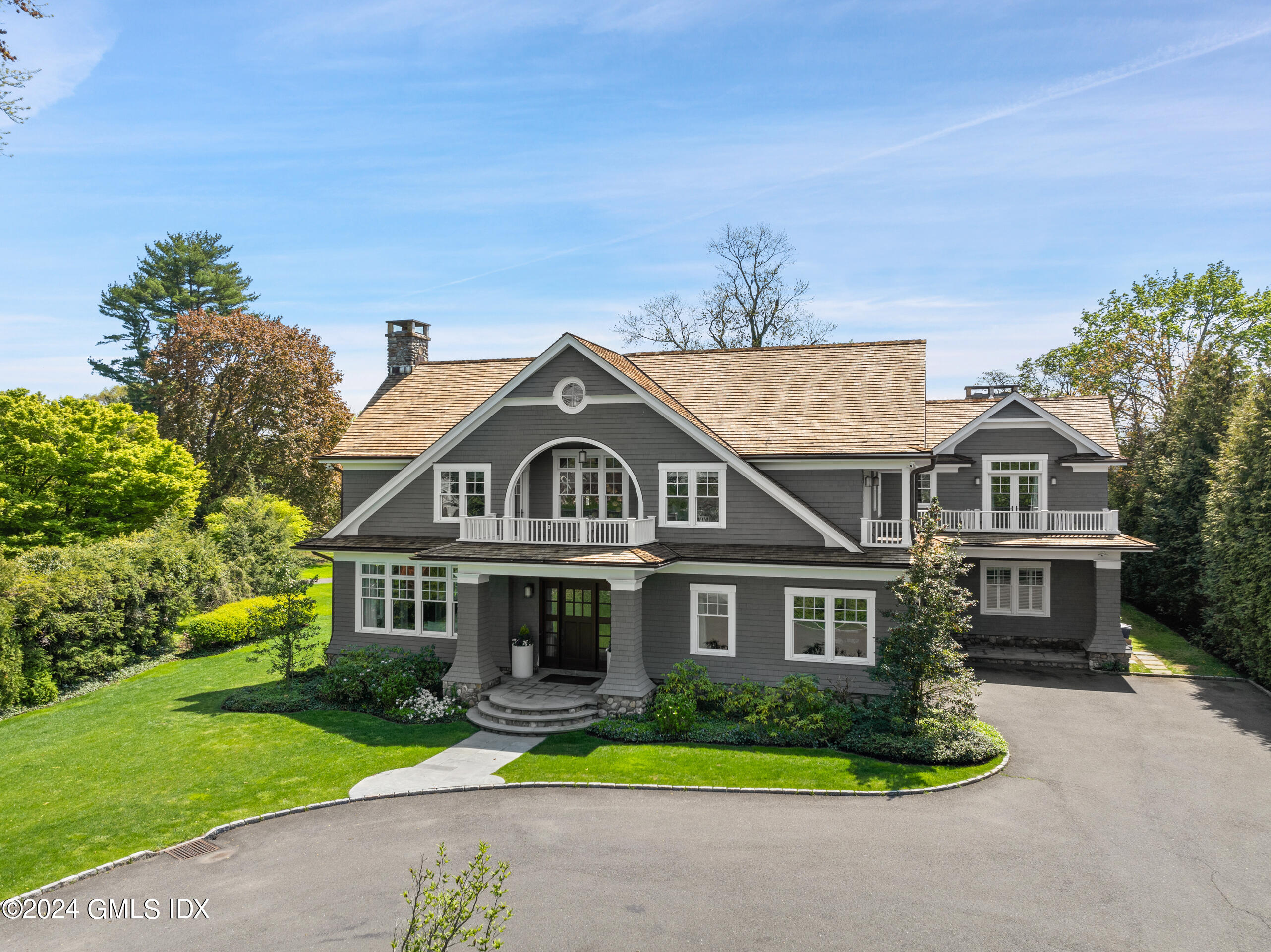 Property for Sale at 176 Shore Road, Old Greenwich, Connecticut - Bedrooms: 6 
Bathrooms: 8  - $7,750,000