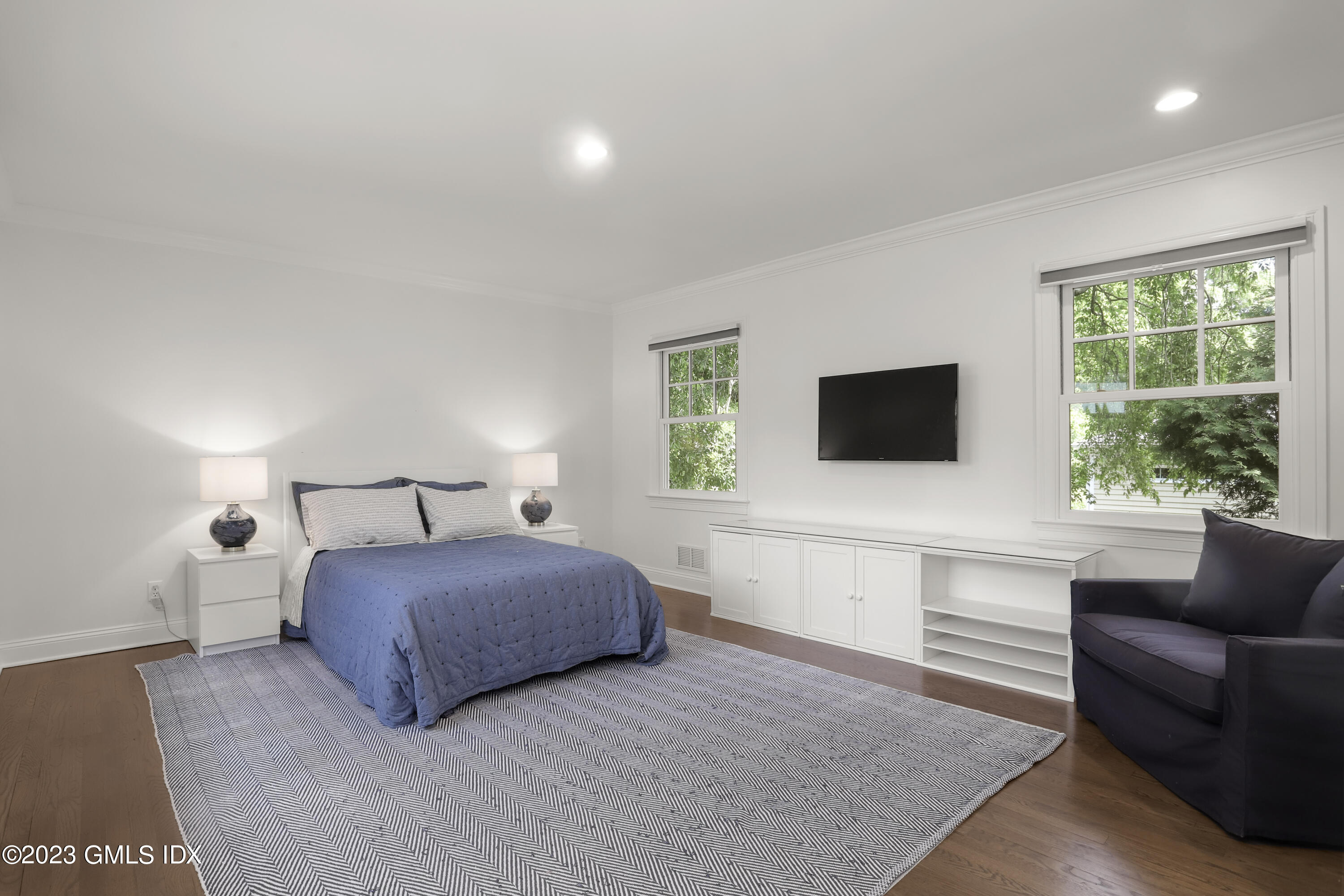 Greenwich, Connecticut 06830, United States, 5 Bedrooms Bedrooms, ,6 BathroomsBathrooms,Residential,Active,90998