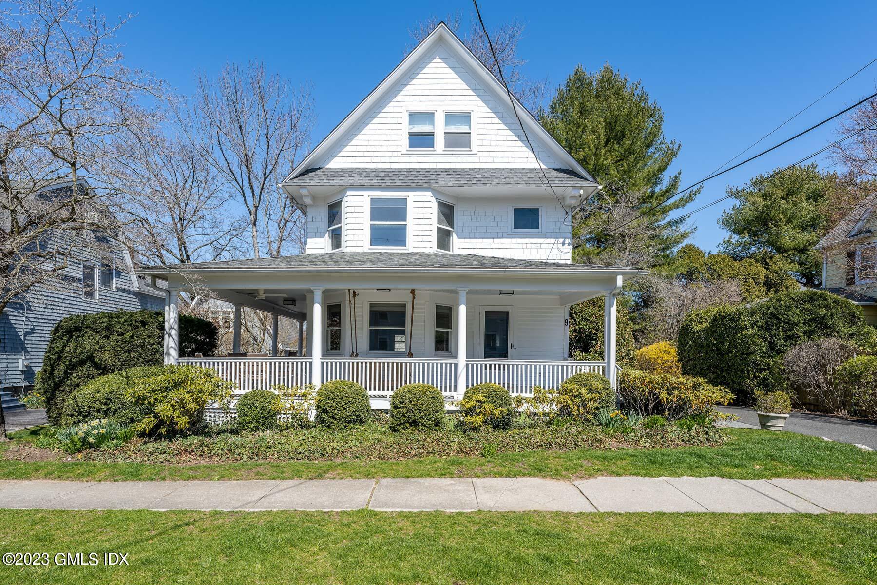 Rental Property at 9 Shorelands Place, Old Greenwich, Connecticut - Bedrooms: 5 
Bathrooms: 3  - $15,000 MO.