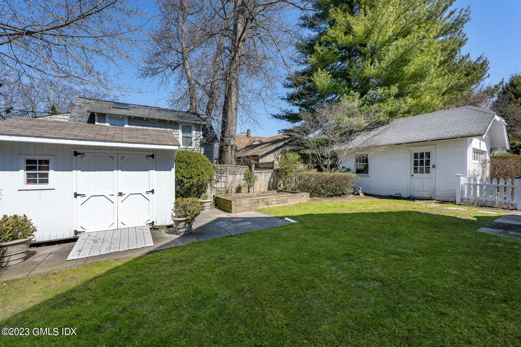 Old Greenwich, Connecticut 06870, United States, 5 Bedrooms Bedrooms, ,3 BathroomsBathrooms,Residential,Active,120652